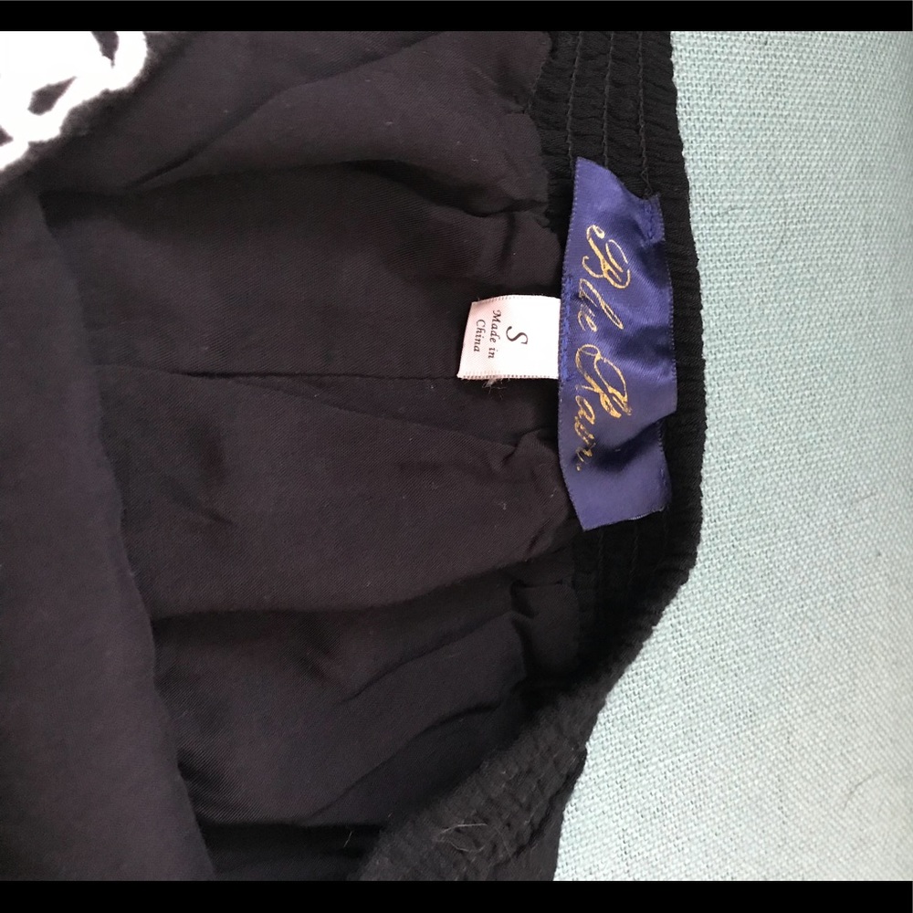 Black Ruffle Shorts - Picture 2 of 3
